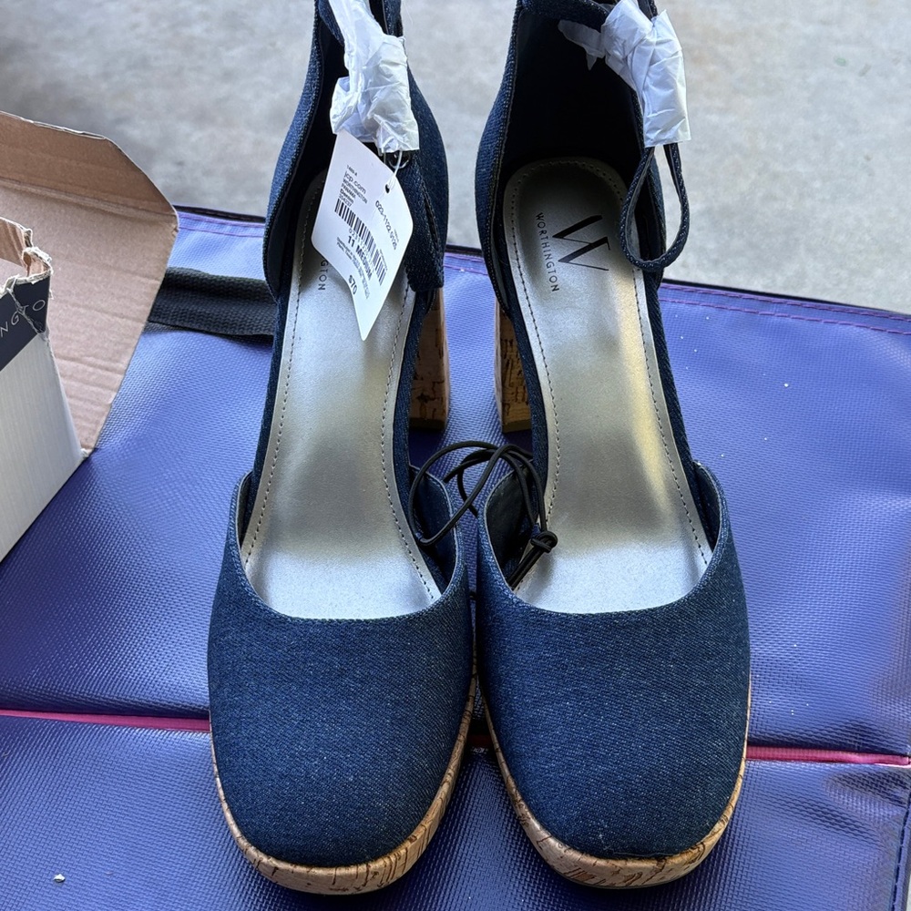 Women's Worthington Panama Denim Navy Blue Heels Size 11M